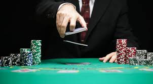 Poker rooms manipulate the tables